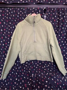 Lululemon Scuba Oversized Funnel Neck shirt size M/L